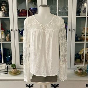 Off-White Cream Top with Lace | XS